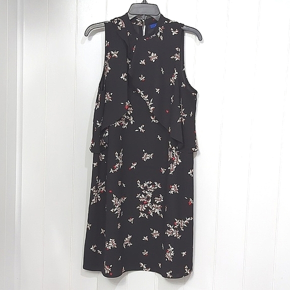 Apt. 9 Dresses & Skirts - ❤️5/$25   Gorgeous Black Red and White Floral Flowy Dress